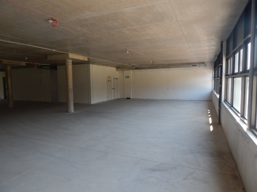 To Let commercial Property for Rent in South End Eastern Cape